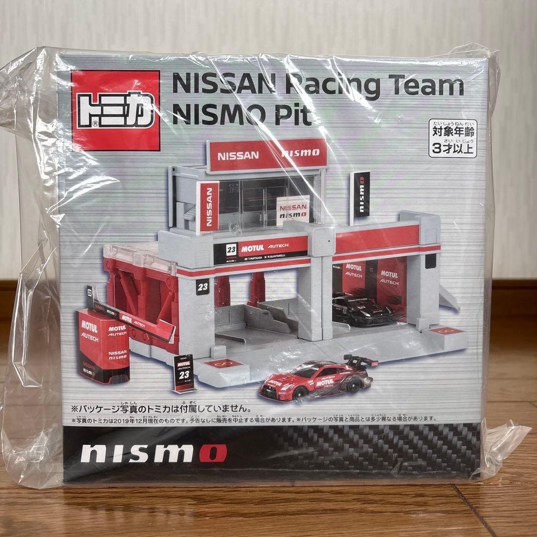 Used [Nissan Limited] Tomica NISSAN Racing Team NISMO Pit