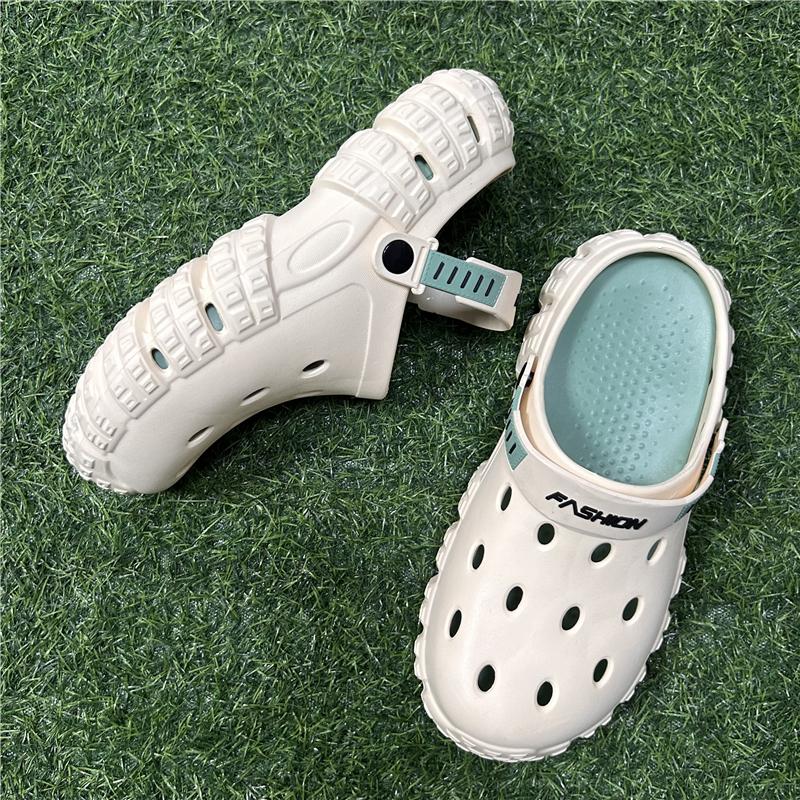 Fashion 2024 Designer Men Summer Sandals Clogs Home Platform Garden Slippers Casual Slides Soft Sole Light Beach Clogs Slipper