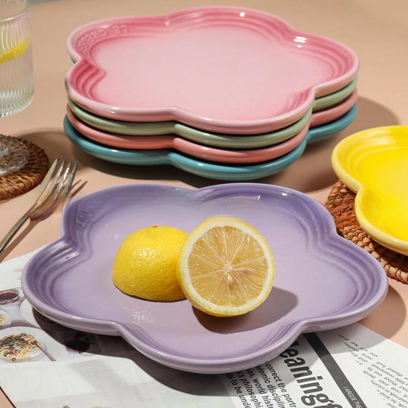 Cool Duhová Talíř s Květinou Švestky 23cm Keramický Talíř s Francouzským Okrajem 9-palcový Mělký Podnos Bytové Doplňky