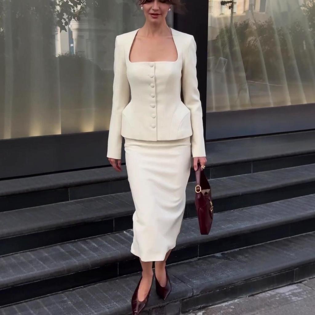 2025 A/W Women's French Long-Sleeved Suit Jacket & Skirt Set