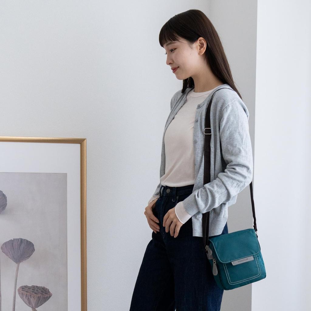 Borsettiamo Monica Mini Crossbody Shoulder and Perfect for Everyday Use Pochette, Women's Bag, Lightweight, Compact, Casual, (Black)