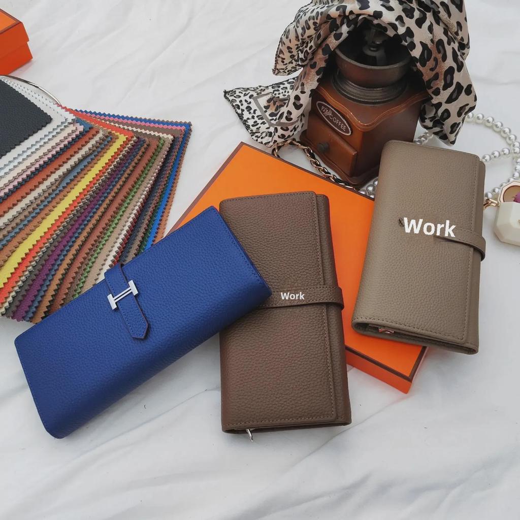 Litchi Grain Cowhide Women's Long Wallet: Large Capacity, Fashionable, Versatile Two-Fold Handbag