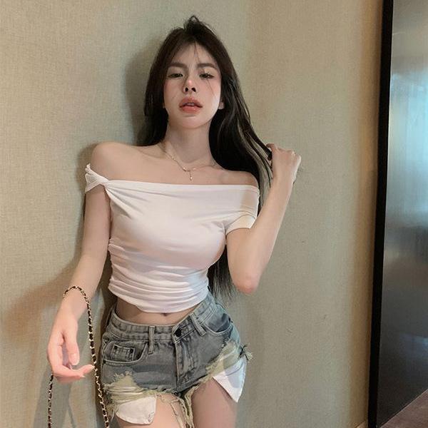 Spice girl sexy pure desire wind short-sleeved T-shirt pure desire wind sexy irregular fashion design sense niche top ins women