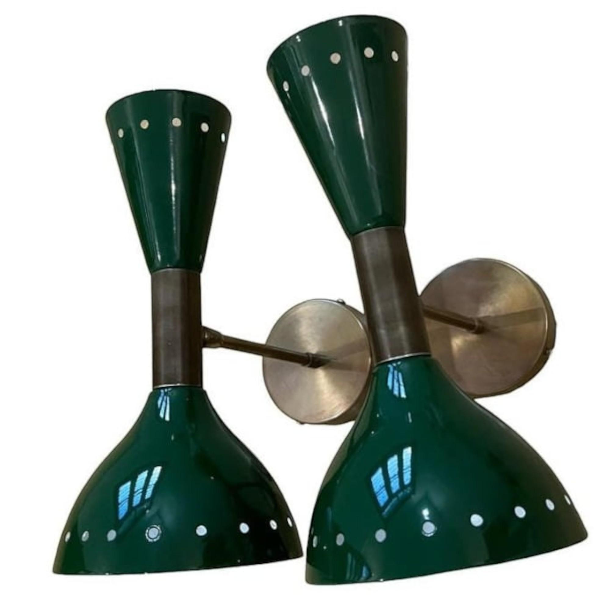 

Зеленый латунный Diablo Sputnik Stilnovo двойной бра | Современное освещение середины века, светильник для туалетного столика для любой комнаты, ванной комнаты, кухни