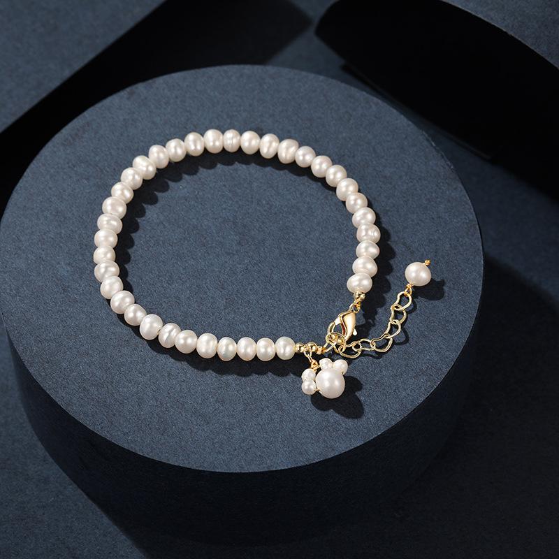 Cat's Claw Baroque Freshwater Pearl Girlfriend Bracelet in Special-shaped Pearl Bracelet