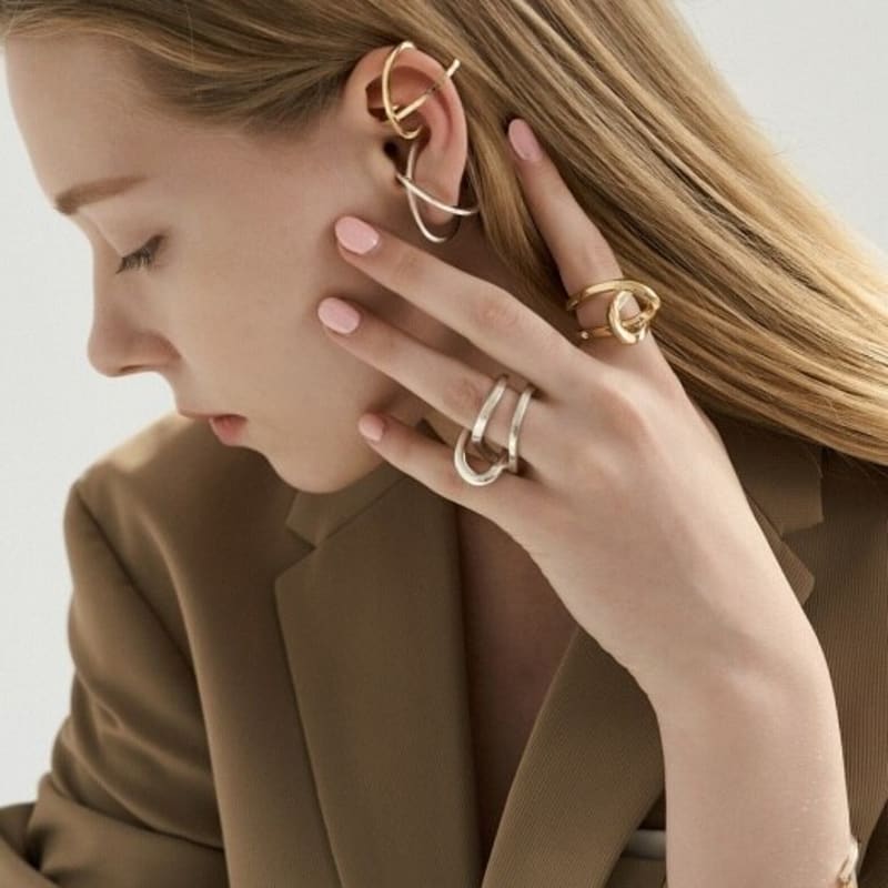 MOI Studio #LINK SQUAR BANGLE_02W