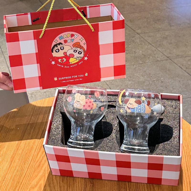 Niedliches Paar Tassen Geschenkbox mit hochwertigem Glaswasserbecher, hochwertiges Hochzeitsgeschenk, Geburtstagsgeschenk