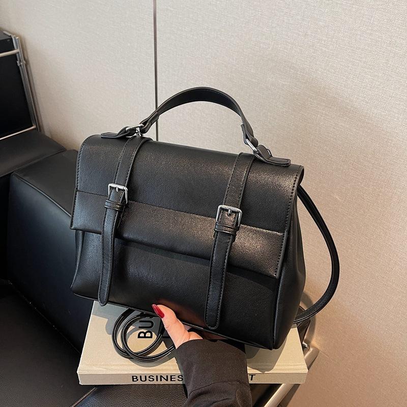 Retro College Style Large-capacity Handbag Women's 2025 Spring New Korean Version Solid Color Backpack Texture Messenger Bag