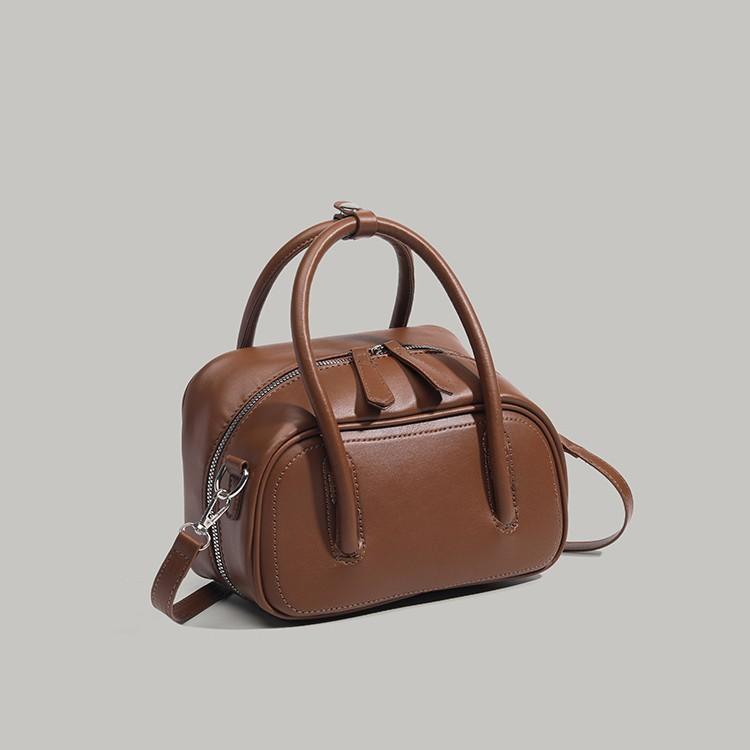 Retro Bowling Handbag for Women 2025 New Simple Versatile Handbag for Daily Commuting, Single Shoulder Crossbody Bag Trendy