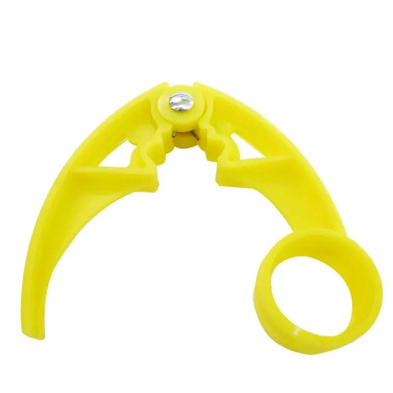 Melon Seed Plier Clamp Plastic Nutcracker Nut Cracker Clip Walnut Pine Sheller Opener Pistachio Sunflower Seeds Peeler