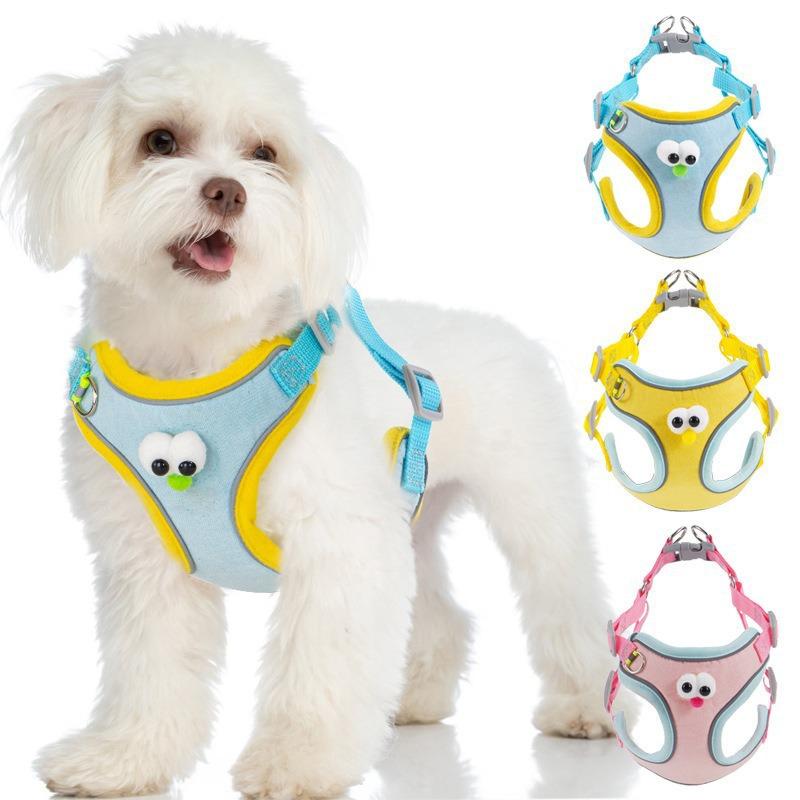 Pet Chest and Back Straps Are Small Dog Products That Prevent Dogs From Breaking Free From The Leash When Walking Them