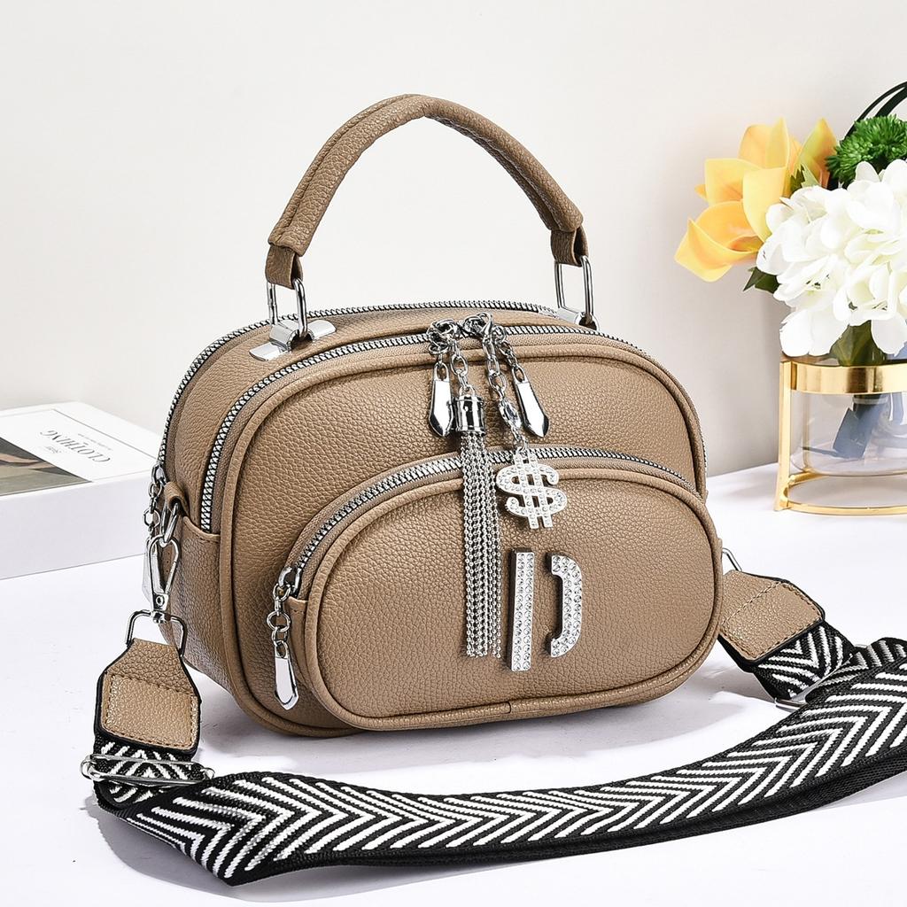 Neue Einfache Pendler-Kleine Quadratische Tasche mit Großer Kapazität Lychee-Narbung Praktische Ein-Schulter Schräg Umhängetasche Trend Damen Tasche