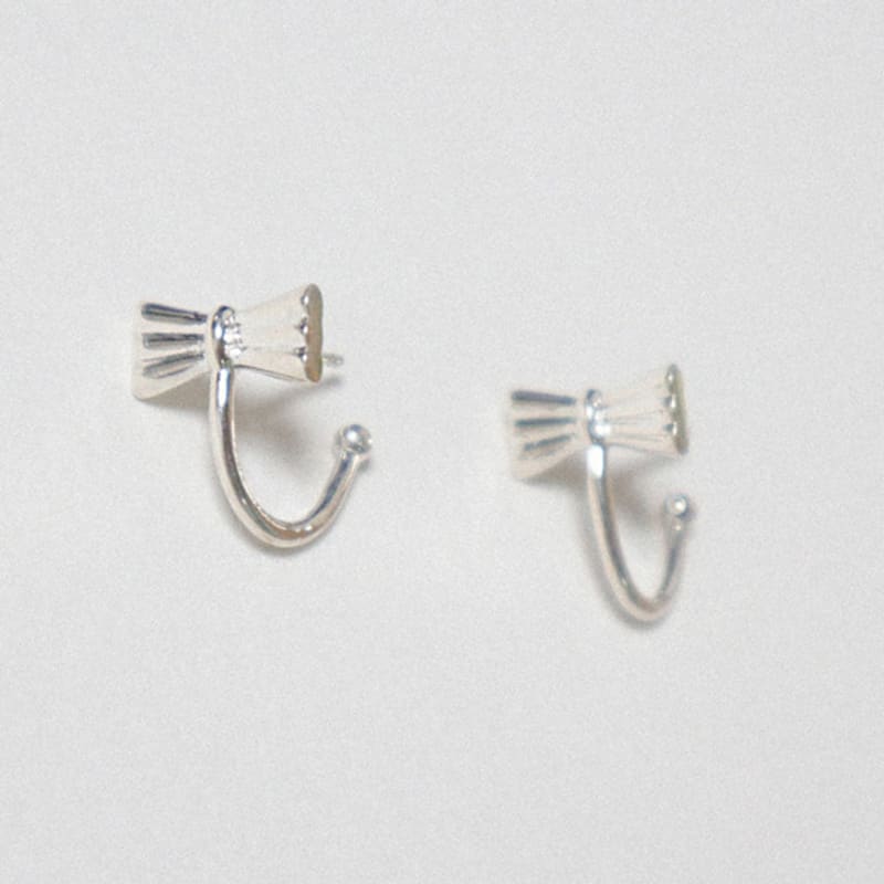OudStudio Bow Hoop Earring