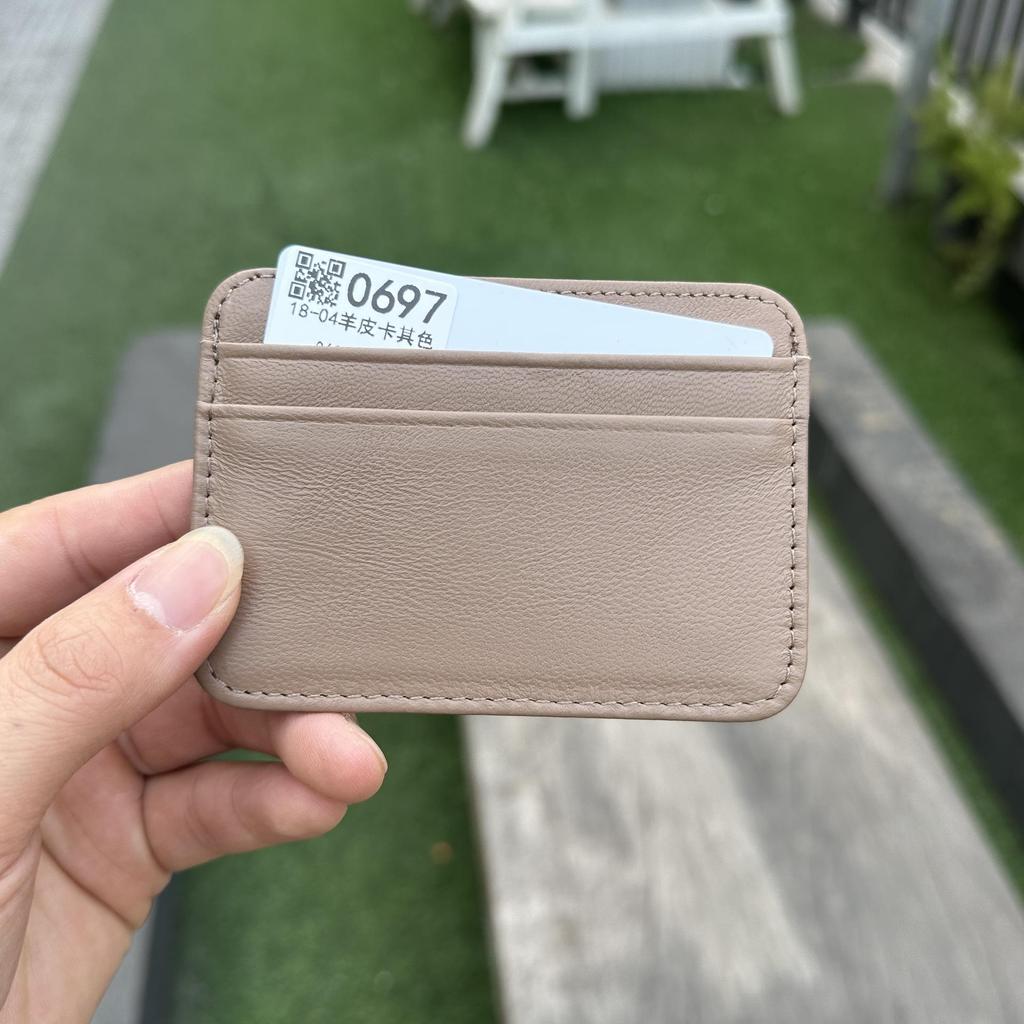 Mini Sheepskin Card Holder: Lightweight Genuine Leather Coin Purse, Soft & Stylish with Wet Oil Wax Finish
