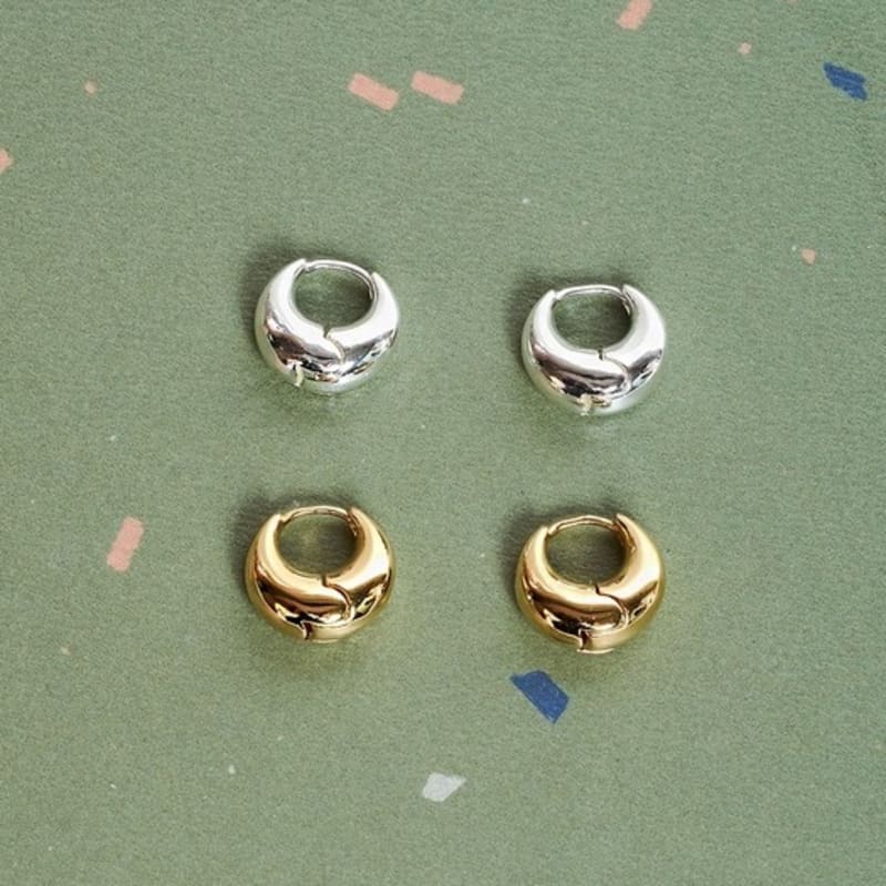 Hej fullmåne örhänge med en knapptryckning