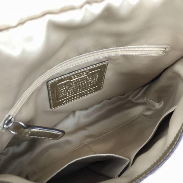 Coach Beżowa Torba na Ramię z Sygnaturą Złote Wykończenie Pasek(UŻYWANY)