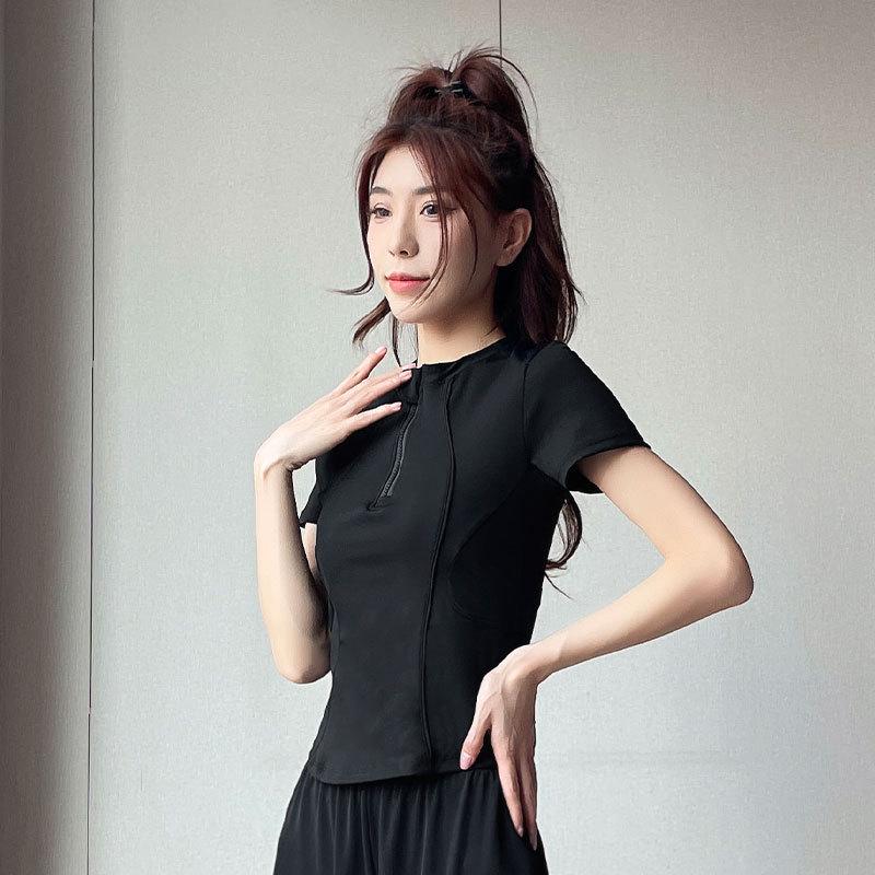 Women's Quick-Dry Summer Activewear: Stylish Running, Yoga, and Hiking Outfit (2025)