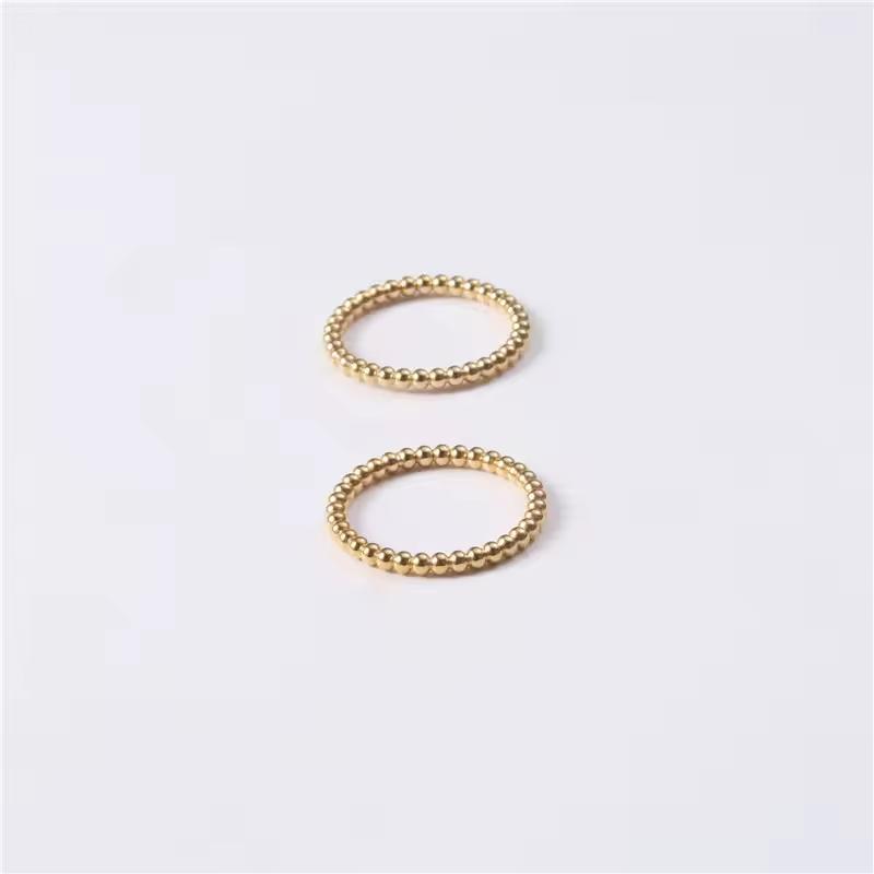 Anello in Acciaio Inossidabile Sottile Placcato Oro 18k Minimalista Acciaio Inossidabile Piccola Sfera Solida Anello Impilabile per Donna