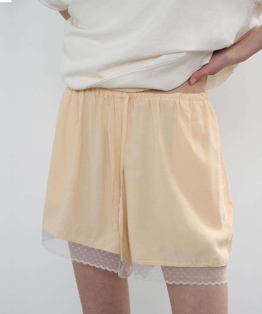 Jeonggamseutyudio Lace Short Pants_3 Color
