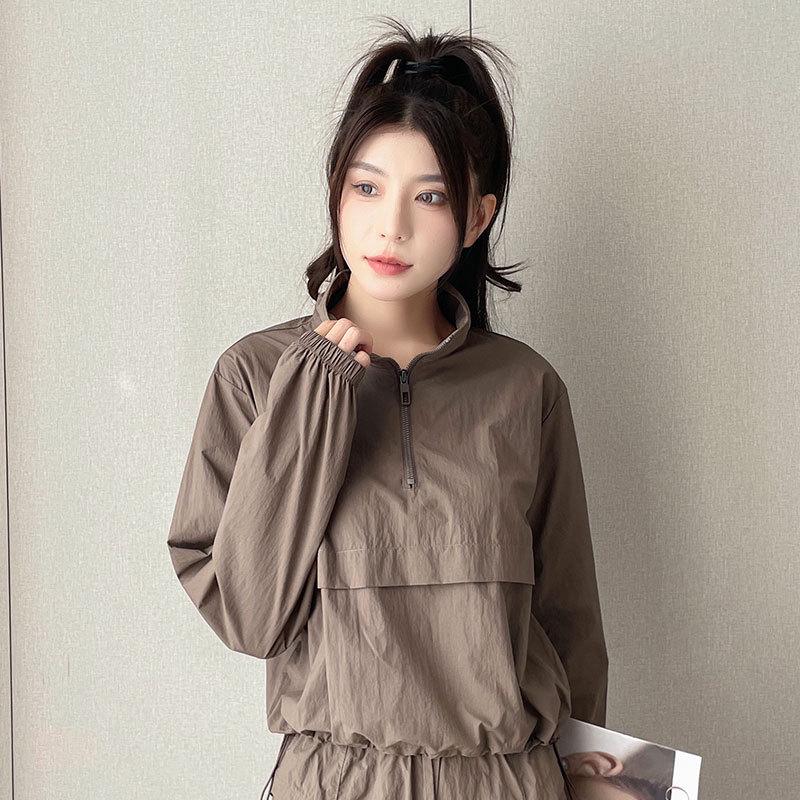 Women's Summer 2024 Running Sportswear Set: Outdoor Hiking Windbreaker & Cargo Pants