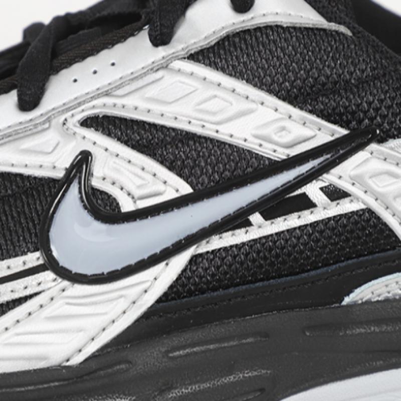 Nike W Initiator