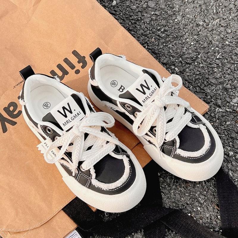 thick-soled versatile little white shoes women's spring new fashion ultra-light canvas shoes niche casual board shoes women