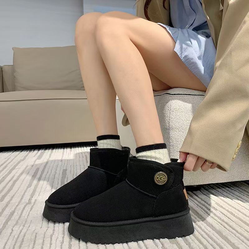 2025 nya snökängor dam vintern sammet förtjockad varm stor bomullsskor dam tjocksulade halkfria skor