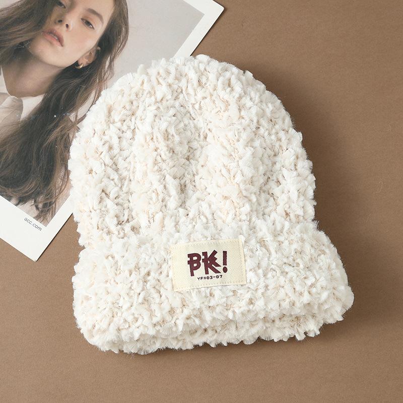 

Осенние и зимние шапки, женский большой обхват головы показывает лицо, маленькие вязаные шапки, плюшевые теплые шерстяные шапки, с защитой ушей и шапки для головы. average size