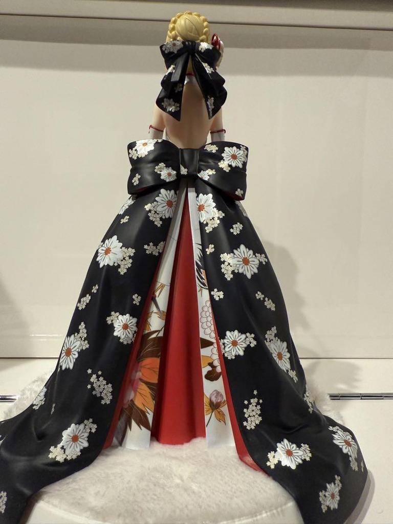 [USED] Fate/Grand Order Artoria Pendragon Figure