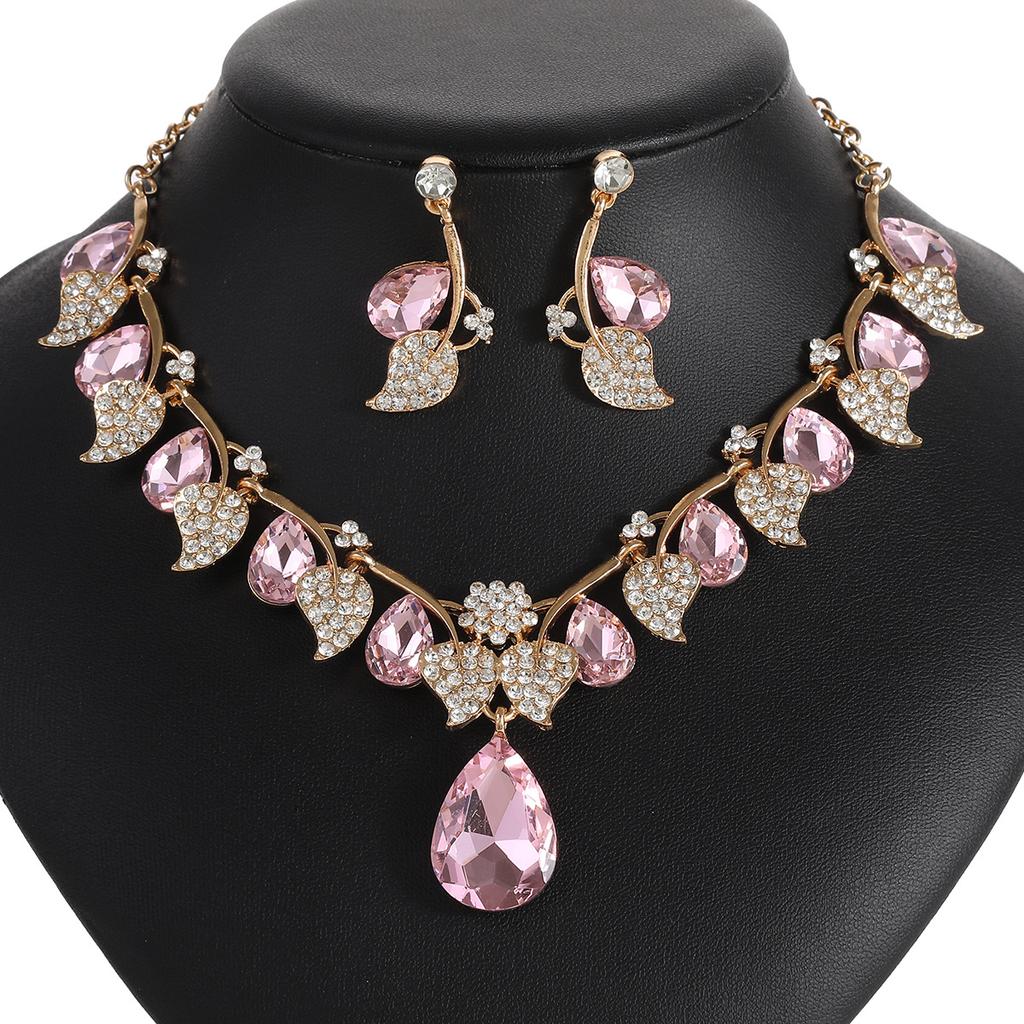 European and American jewelry ethnic style retro jewelry set, gemstone necklace collarbone chain female leaf water drop spot