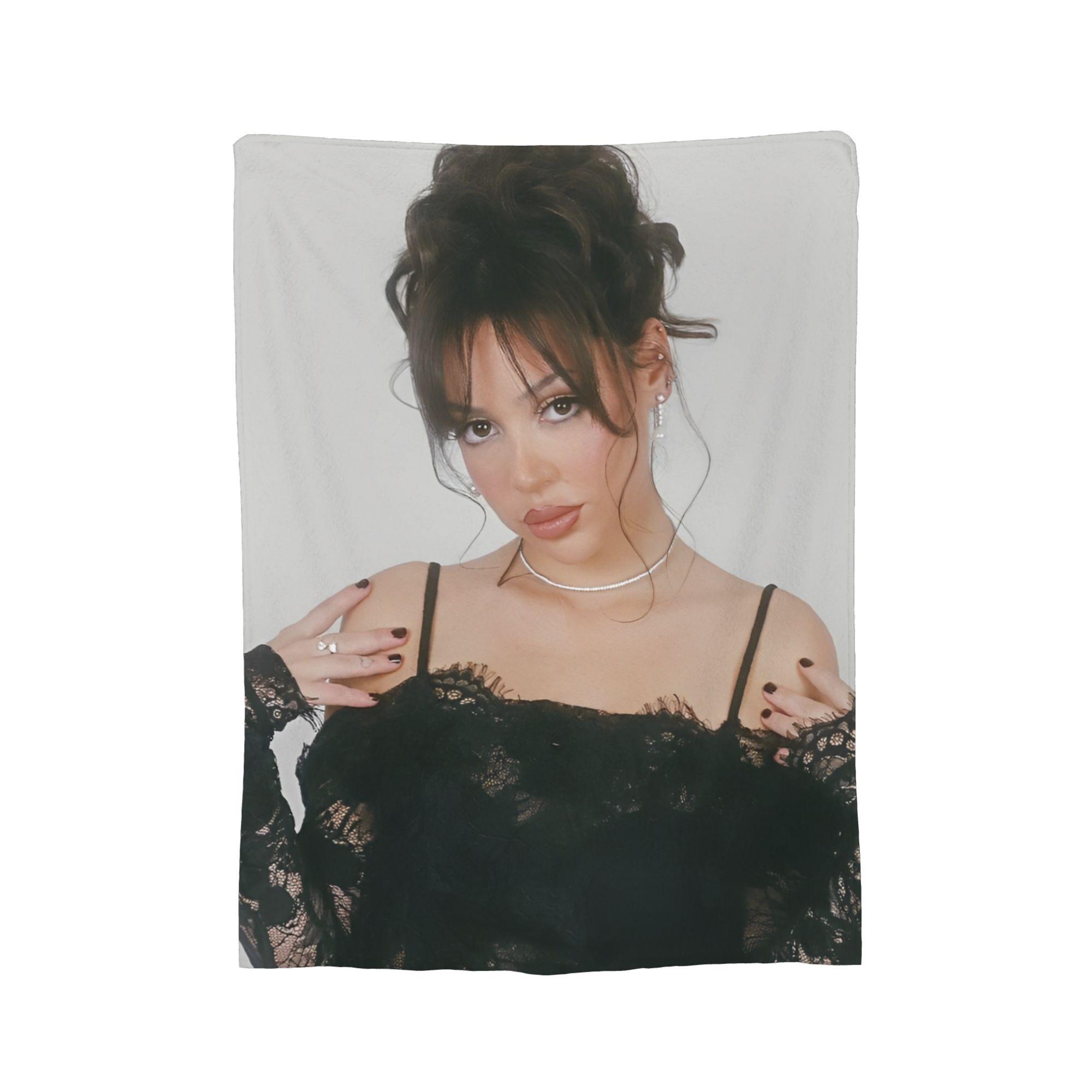 Ayliva In Liebe Tour Blankets Fleece Decoration   Multifunction Super Soft Throw Blanket for Bed Office Bedspread 30x40in