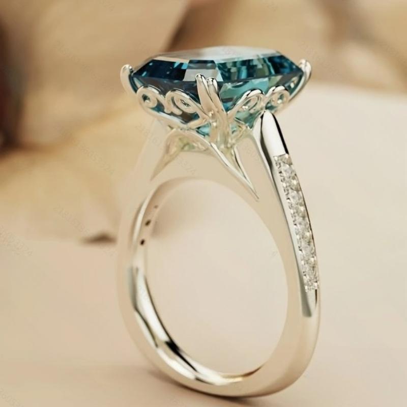Europe and The United States Classic Square Inlaid Zirconia Ring, Women's Retro Trend Holiday Party Jewelry Accessories