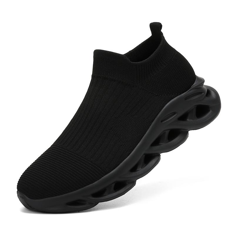 Men Comfortable Casual Sports Shoes Lightweight and Breathable Socks Fashionable and Simple Small Black Shoes Sneakers
