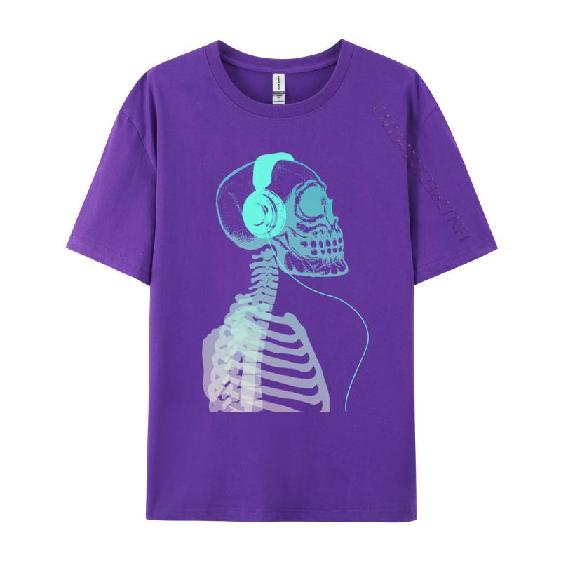 Skeleton Listening To Music With Headphones On His Skull T Shirt Black Vintage T-Shirt Pure Cotton Unique Camisas Hombre