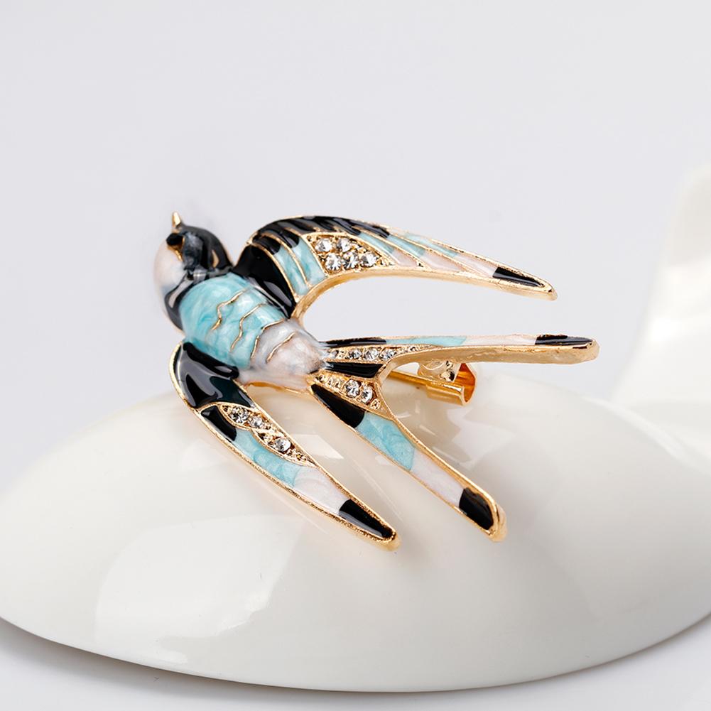 Women Alloy Colourful Swallow Brooch Cute Cartoon Corsage T-shirt Sweater Ornament Festival Birthday Gift