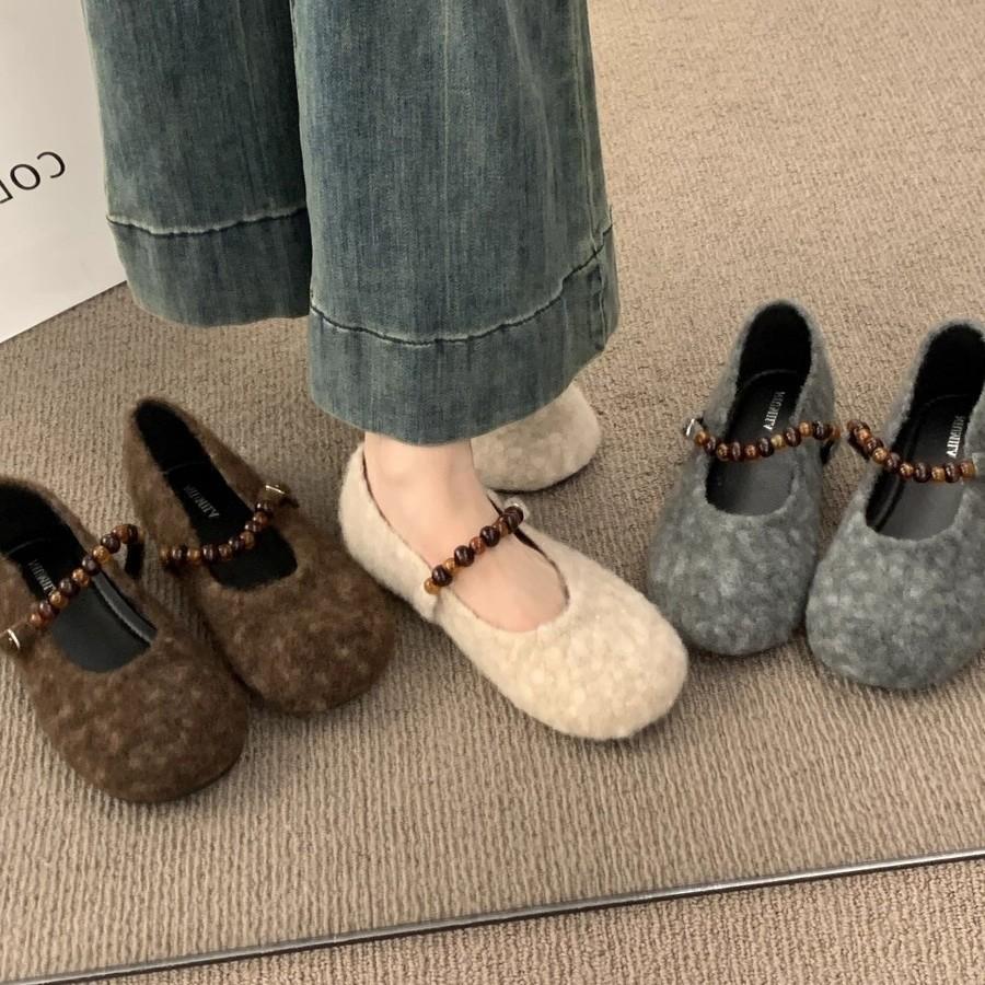 French flat-bottomed fairy wind 2025 round head pearl word with fluffy shoes women wear autumn and winter new cotton ladyshoes
