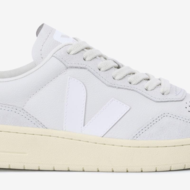 Veja Unisex Leather Sneakers V 90 sVju241Vd20 379