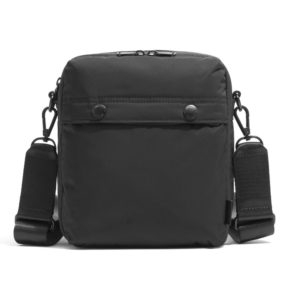 Untrac CITY DS 3L Lightweight Shoulder Vertical Black Two-Compartment Bag, Style, No. 60391, Men's,