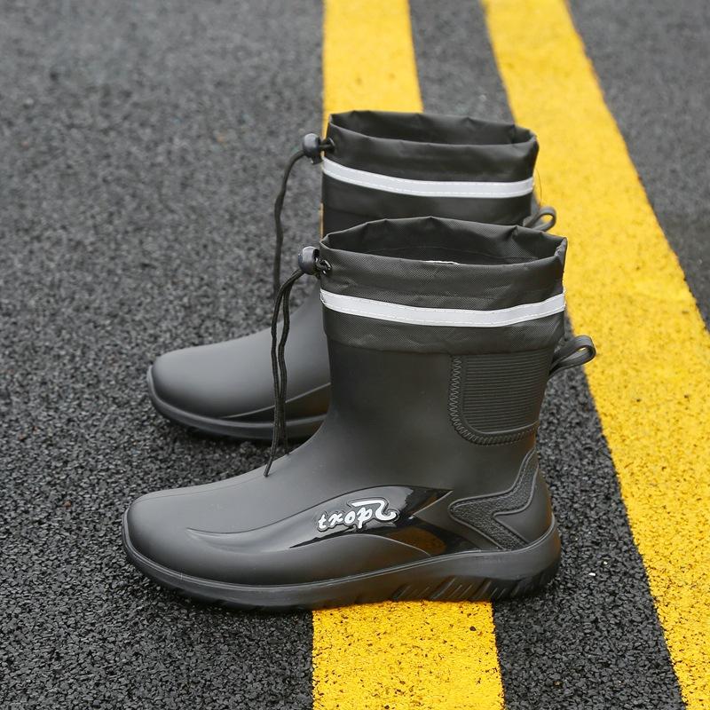 Modische Regenschuhe kurze Wasserschuhe flache Sohle warme wasserdichte Stiefel kurze Studenten-Gummischuhe Herren-Überschuhe