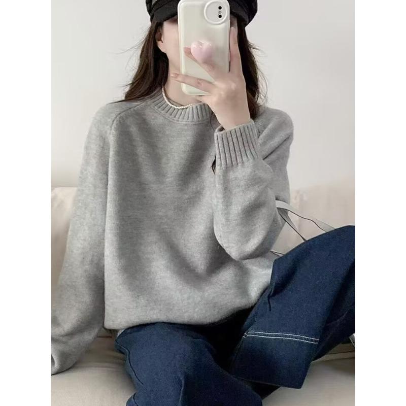Crew neck knitted pullover sweater for women's autumn and winter new loose and lazy style simple large size knitted sweater for women
