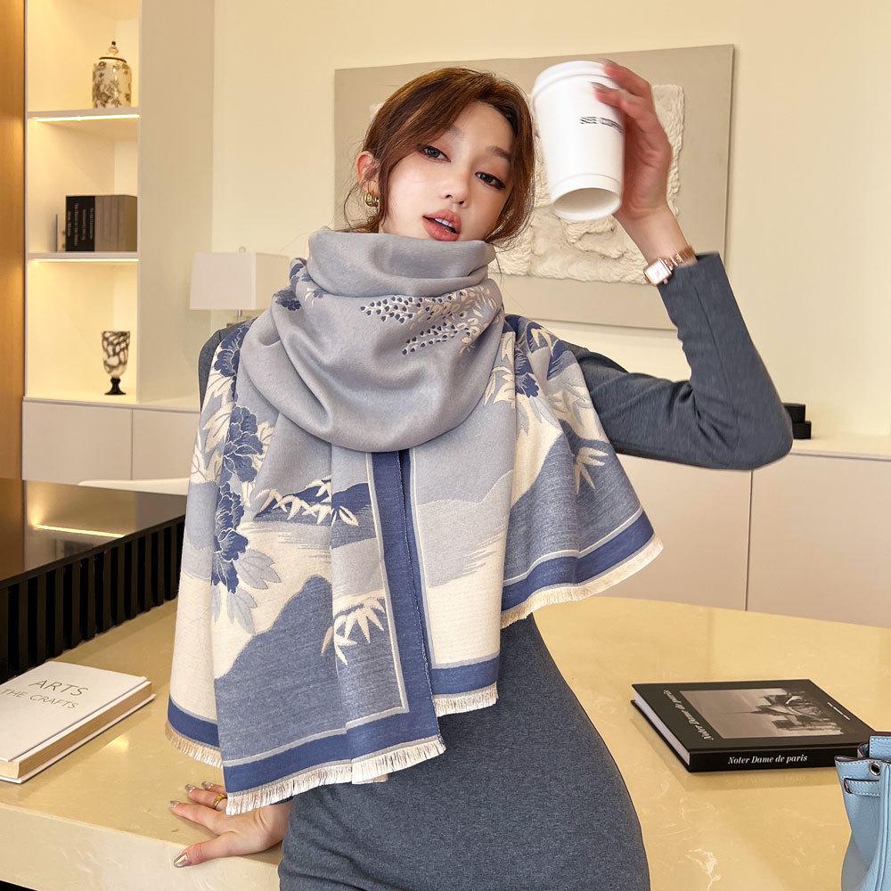 Yiwang Jiangnan Imitation Cashmere Jacquard Scarf - High-End Retro Shawl for Autumn/Winter