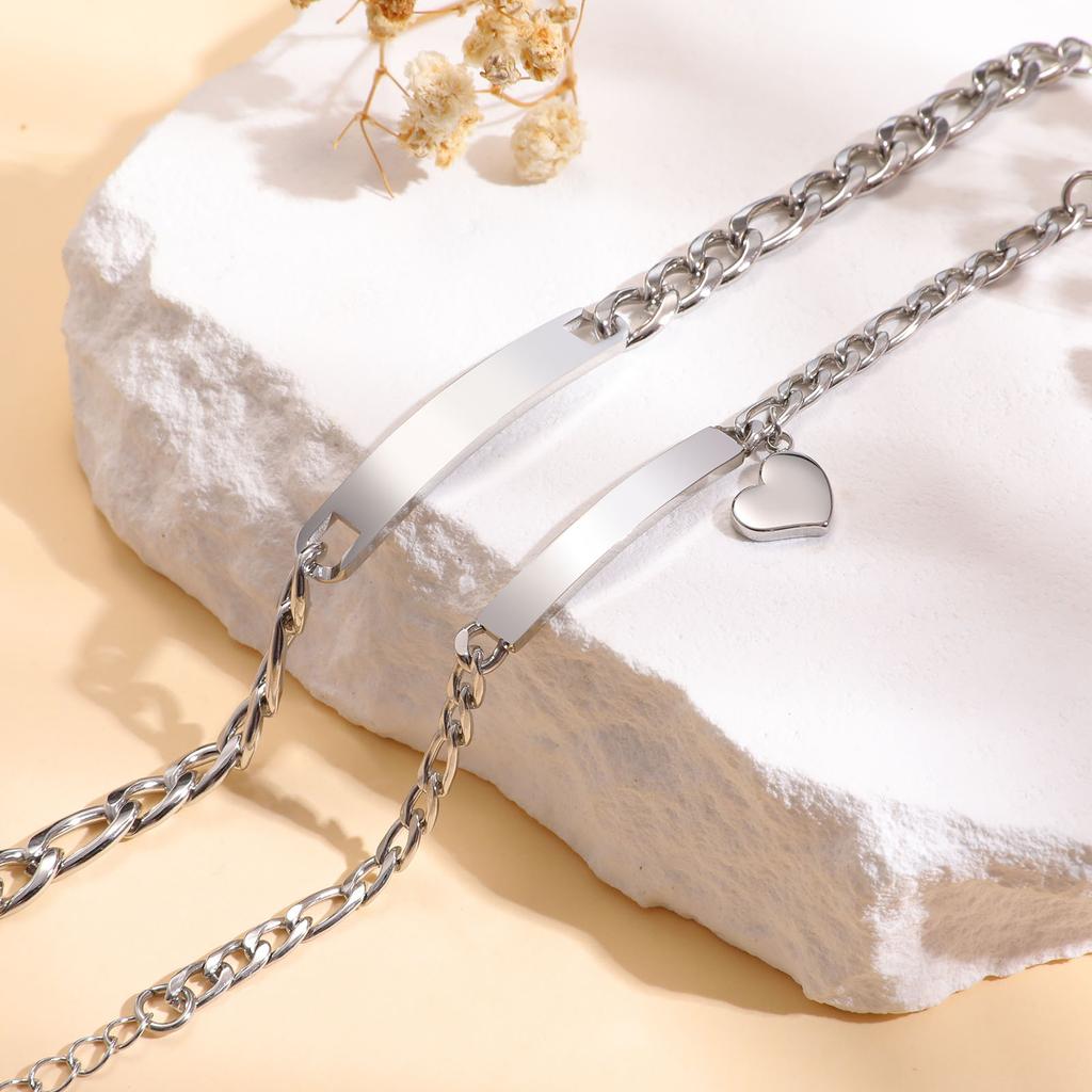 Free Custom Heart Chain Bracelet for Men Women Couple,Personalized Figaro Box Chain Wristband,Gift for Sister Husband Wife Mom