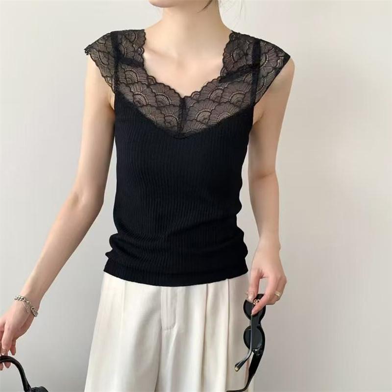 

Модный кружевной трикотажный топ без рукавов, облегающий крой, V-образный вырез, короткий рукав, футболка в корейском стиле, летняя элегантная однотонная повседневная простая одежда 3007 One Size чёрный