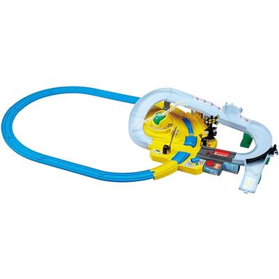 TAKARA TOMY Plarail Tomica Playset with Circular Level Crossing Toy Train for Ages 3 and Up