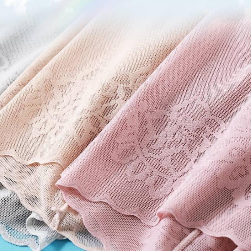 Women Plus Size Safety Short Pants Women Summer Seamless Under Skirt Pants Anti Chafing Boxers Female Sexy Lace Boyshorts