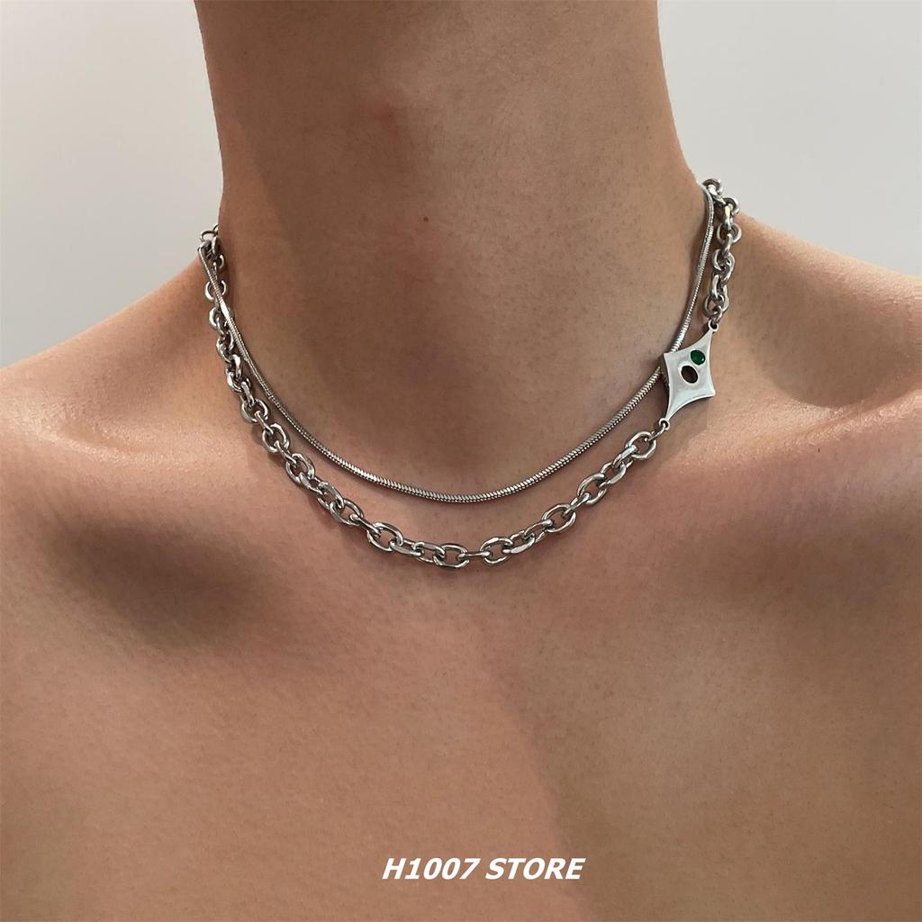 Halskette für attraktive Männer aus Titanstahl mit kubanischer Kette - Hip-Hop-Stil, vielseitig, einzigartige Persönlichkeit, Pullover-Accessoire