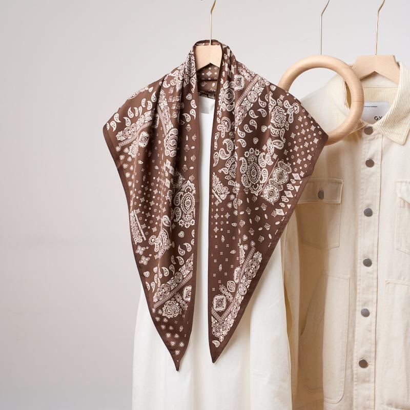 Summer Atmosphere Wearing Headscarf Twill Silk Simulation Silk Cool Diagonal Scarf Cashew Print Women's Triangle Silk Scarf