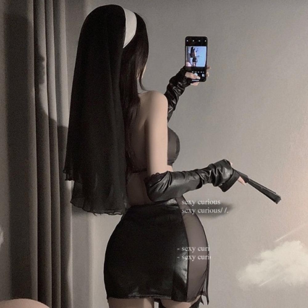 Halloween Lingerie Nun Uniform Seduction Suit Patent Leather Maid Outfit No-take-off Passion Clothes F780