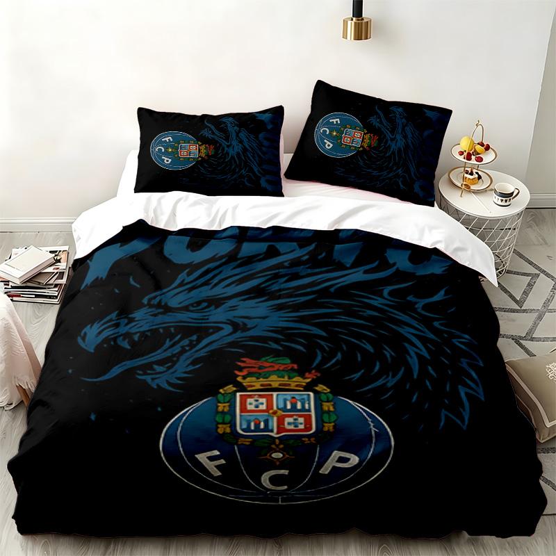 FC Porto 3pc set Perfect for bedroom use Comfortable bedding set includes a duvet cover and two pillowcases Ideal birthday or Christmas gift