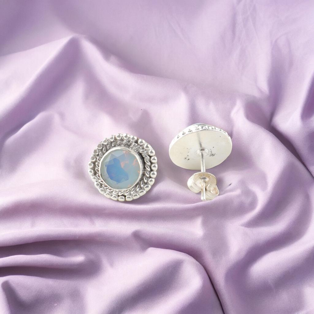 Pierre Précieuse Opale Laitée Bijoux en Argent Sterling 925 Puces à Poussettes Fabriquées à la Main 0,5" EE-128-13